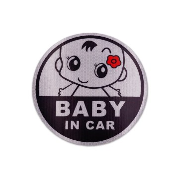baby-in-car