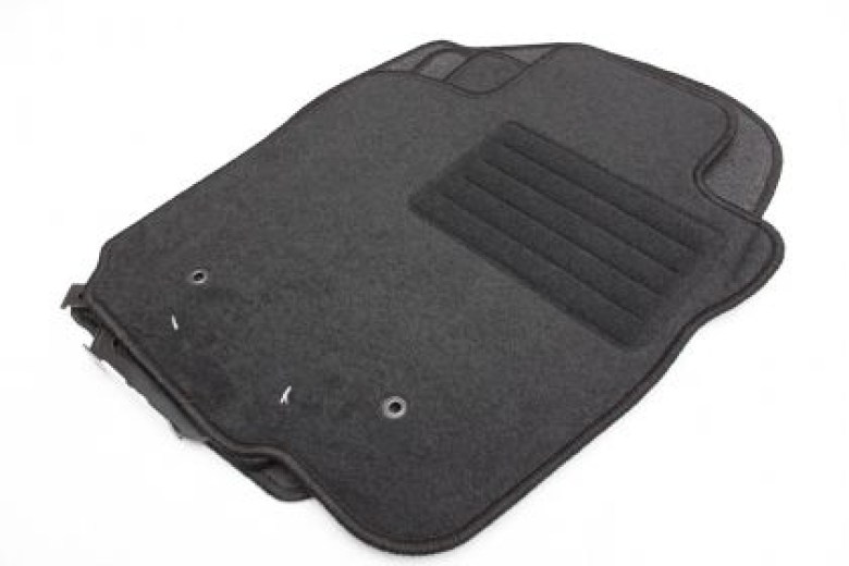 patakia-moketa-gia-toyota-rav4-2006-2012-4tmh