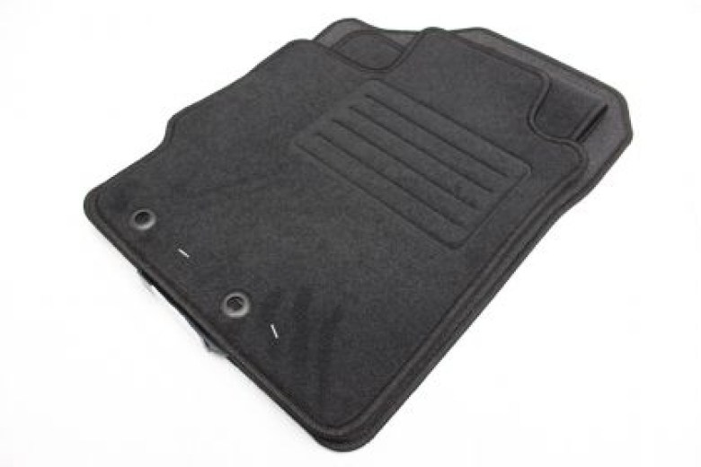 patakia-moketa-gia-toyota-yaris-2011-4tmh